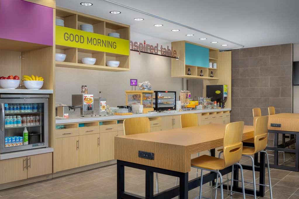 Home2 Suites By Hilton Boston Franklin Restoran gambar